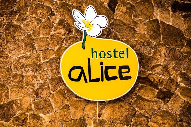 Hostel Alice