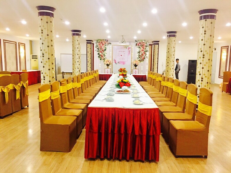Saigontourane Hotel