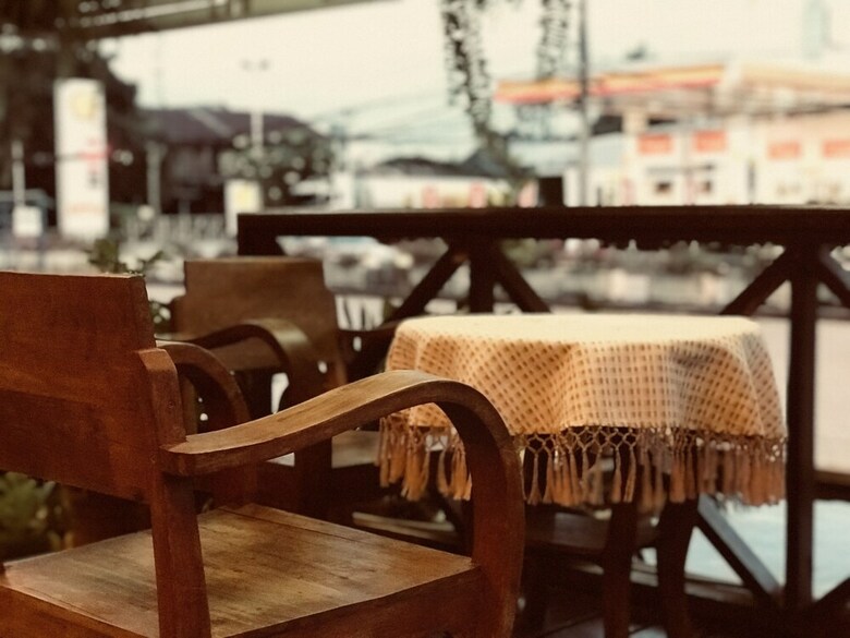 Hotel Ez House & Cafe