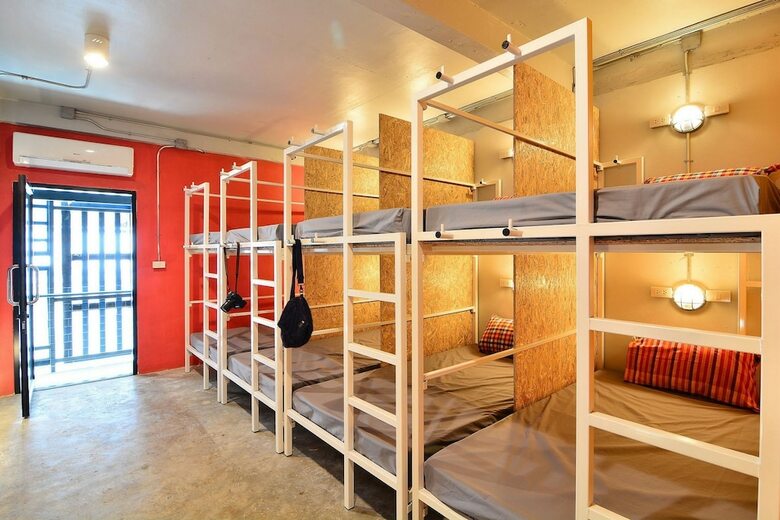 Hostal Adventure Hostel