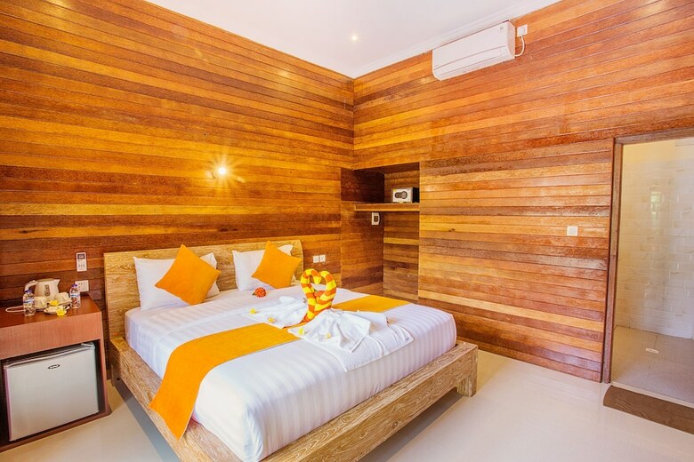 Hotel Dinatah Lembongan Villas