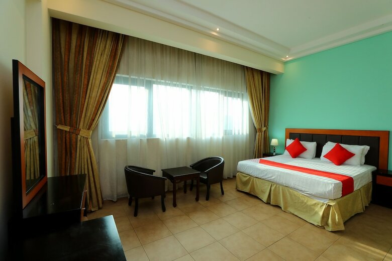 Hotel Oyo 111 Infinity Suites