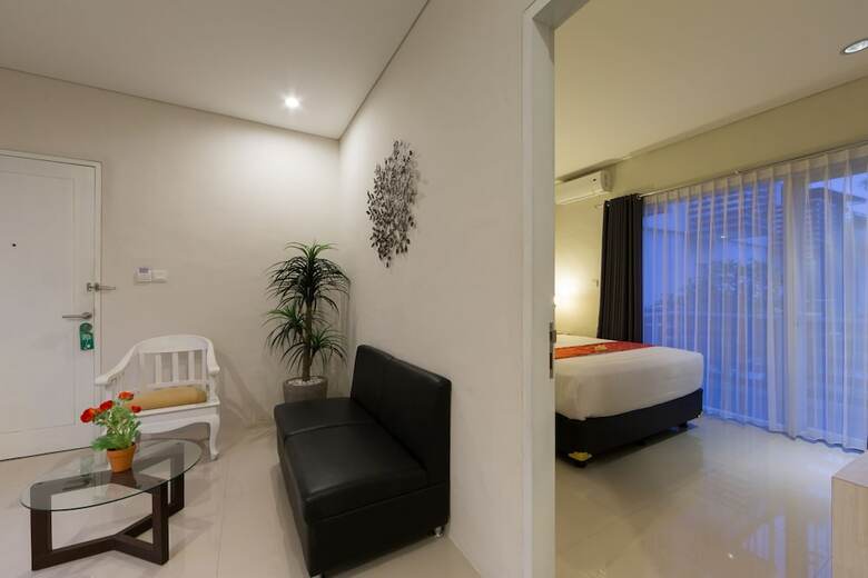 Hotel The Rinaya Canggu