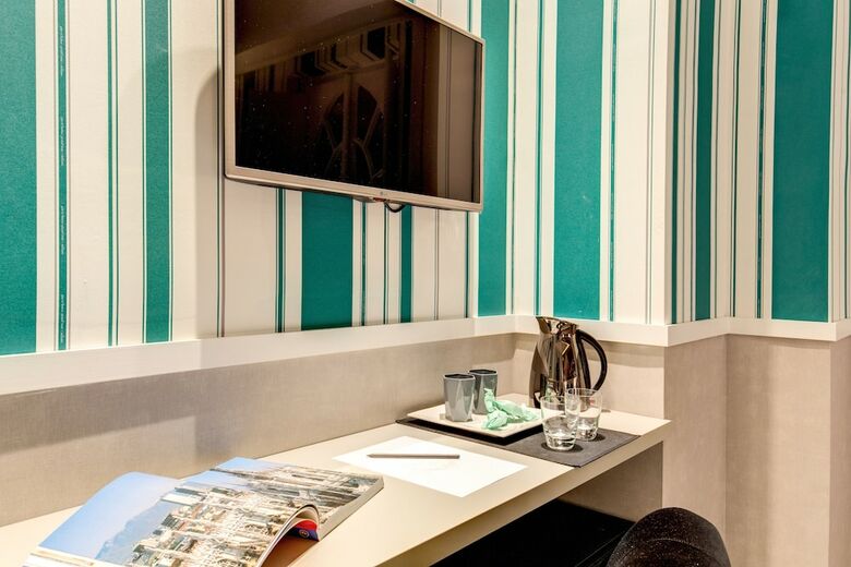 Grand Tour Roma Guest House