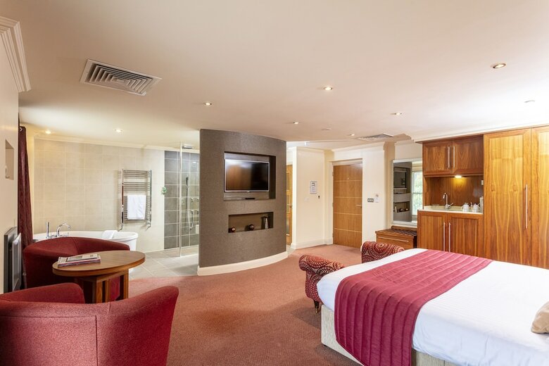 Park Farm Hotel & Leisure
