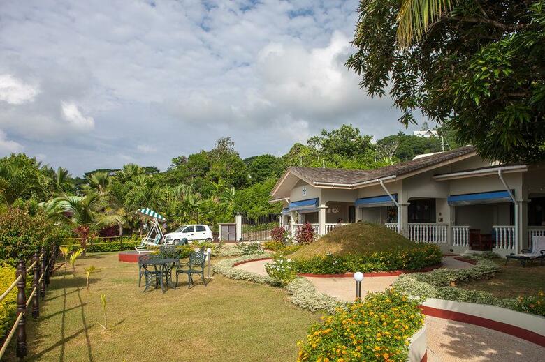 Le Relax Hotel And Restaurant
