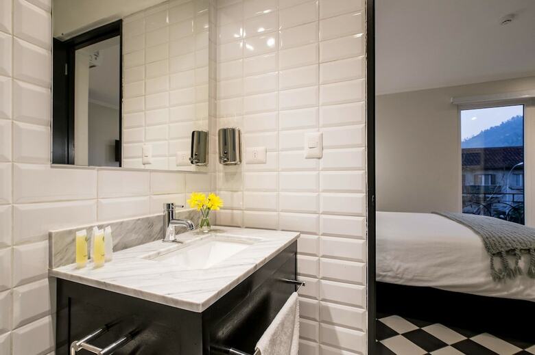 Apart Hotel B