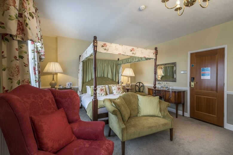 The Three Swans Hotel