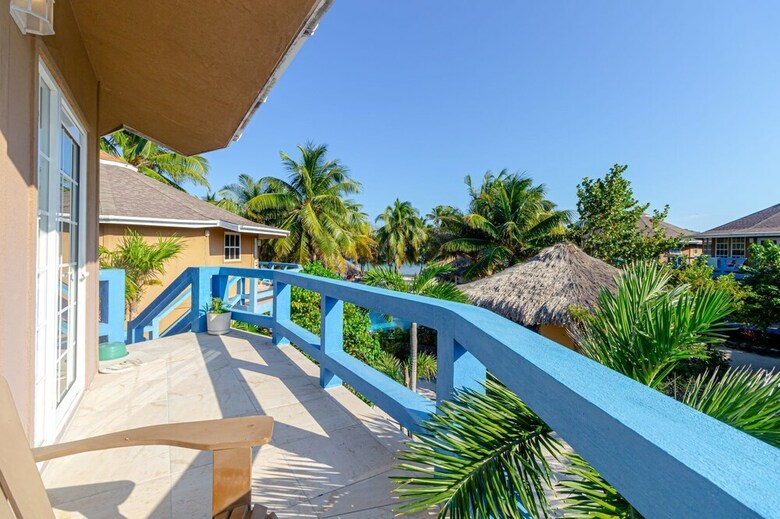Aparthotel White Sands Cove