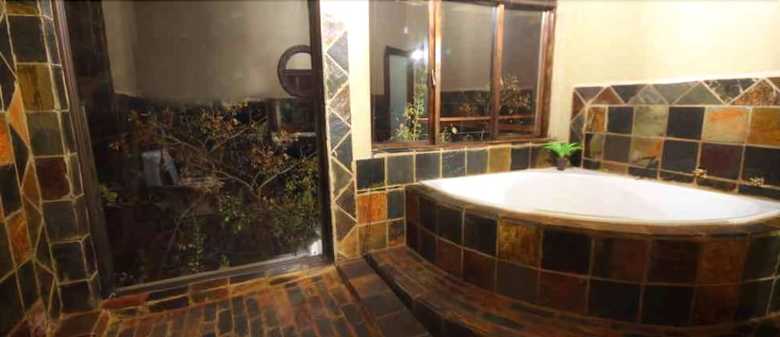 Posada Humdani African Bush Safaris
