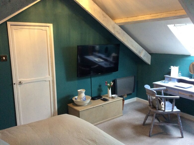 Tubbs Mill House B&B