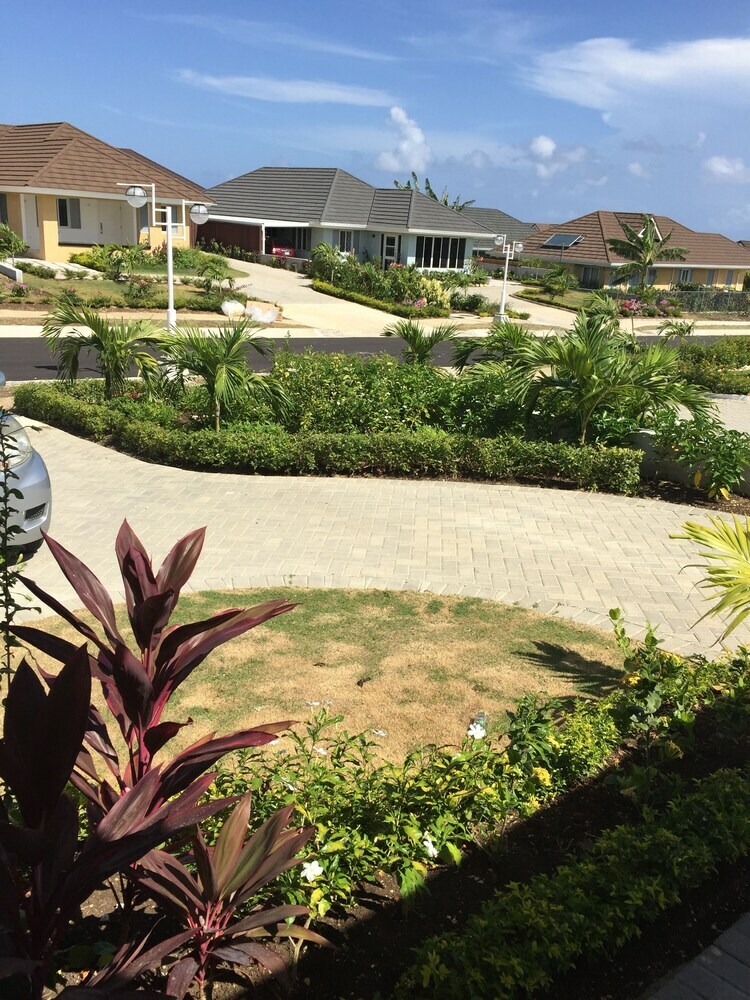 Ocho Rios Villa At Coolshade IV