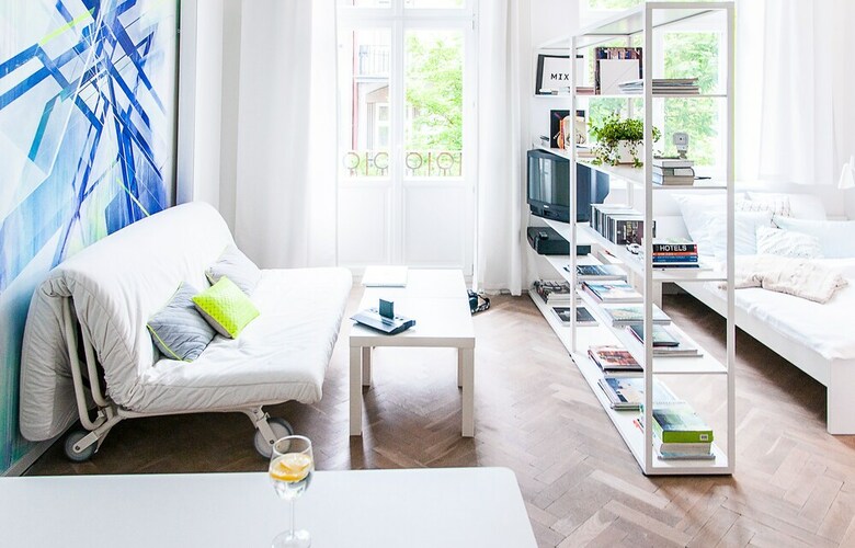 Boom Apartments