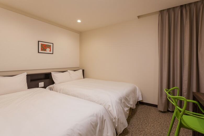 Hotel Okinawa Kariyushi Lch. Premium