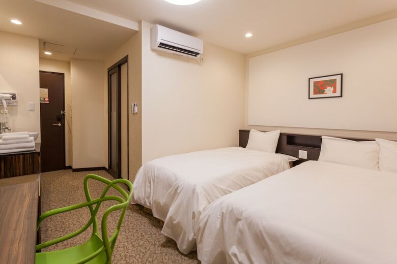Hotel Okinawa Kariyushi Lch. Premium