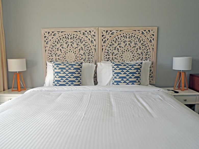 Hotel Charlesworth Bay Beach Resort