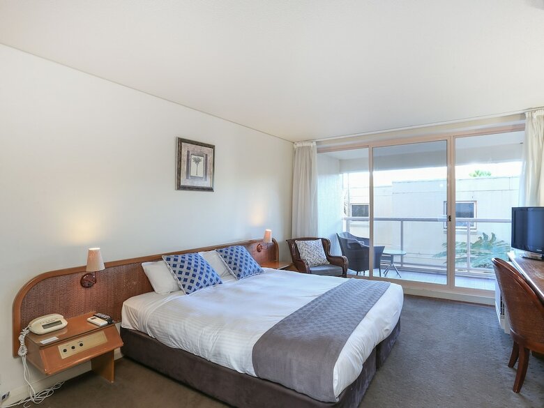 Hotel Charlesworth Bay Beach Resort