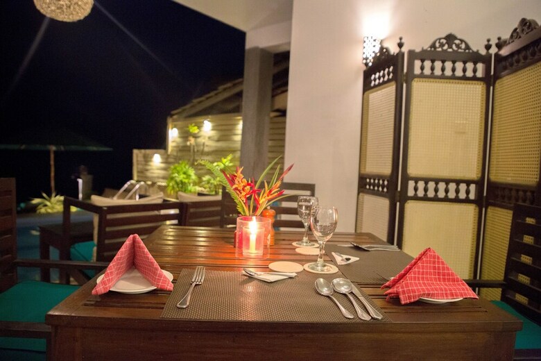 Sea World Boutique Hotel