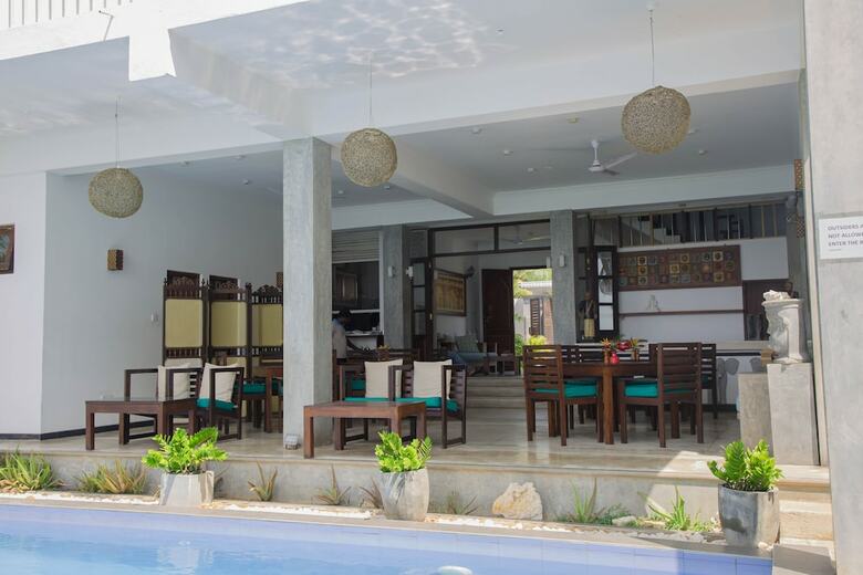 Sea World Boutique Hotel