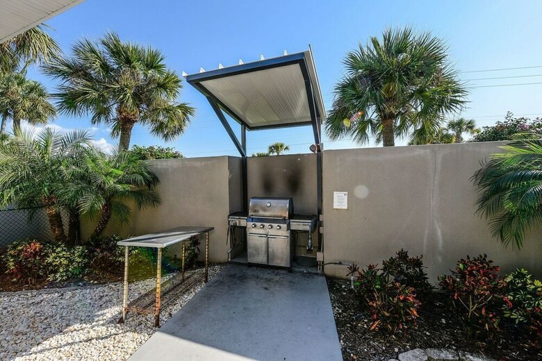 Our House At The Beach By Beachside Management
