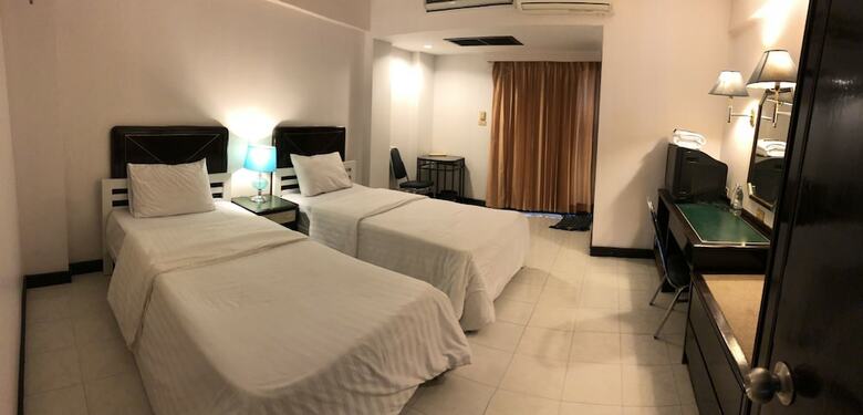 S.c. Heritage Hotel