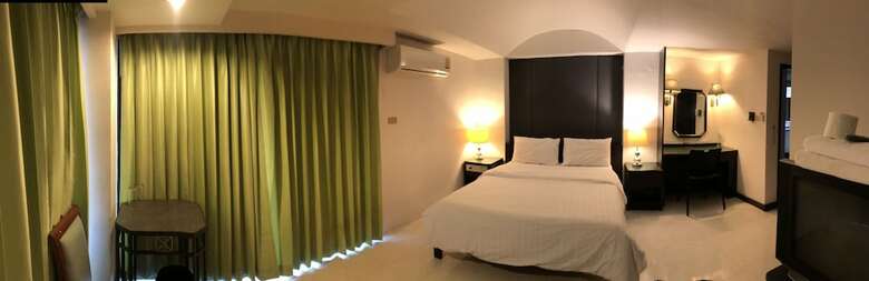 S.c. Heritage Hotel