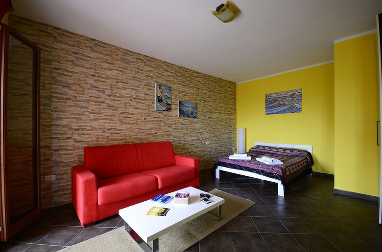 Residence L'isola Surf House
