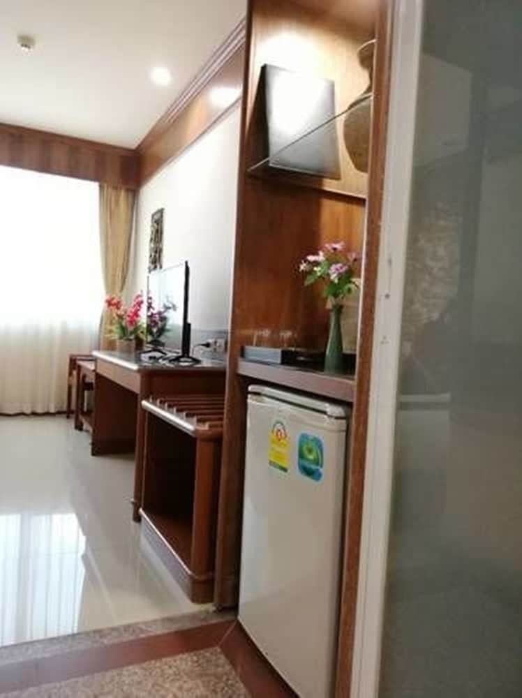 Ease Jomtien Hotel