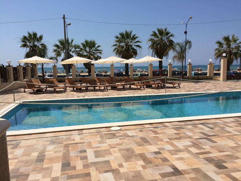 Posada Hotel Riviera Palace