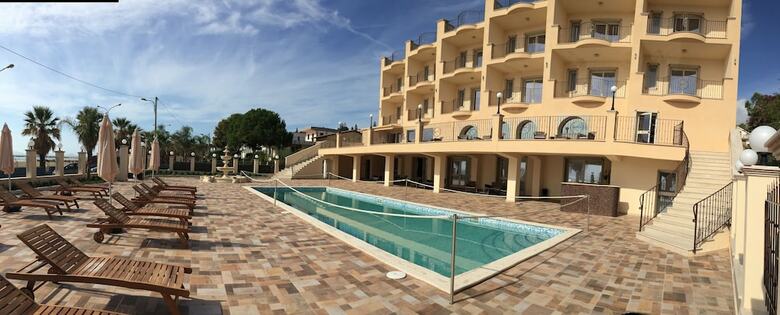 Posada Hotel Riviera Palace