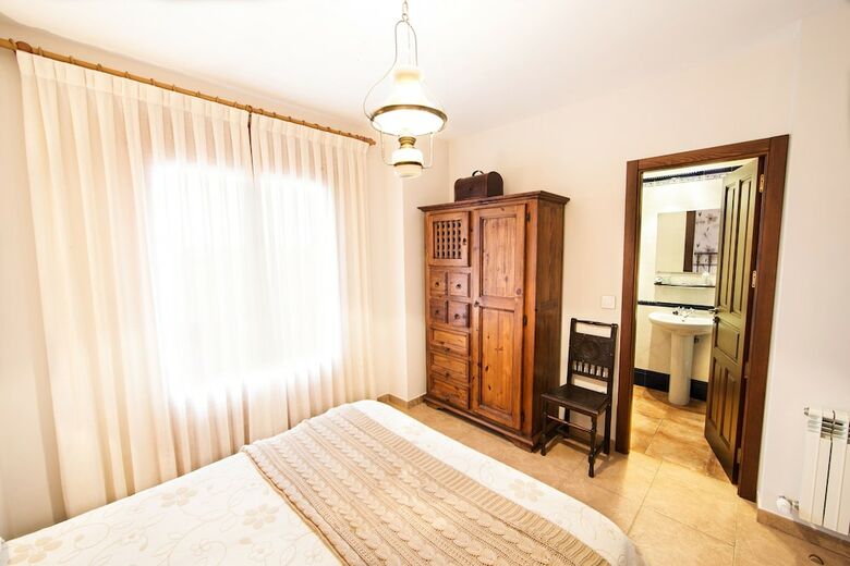 Hotel Restaurante Quintanares
