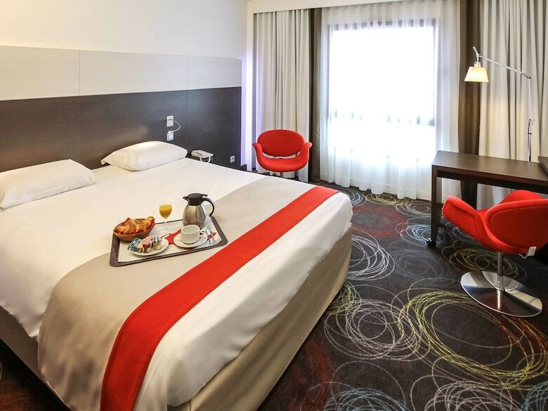 Hotel Mercure Niort Marais Poitevin