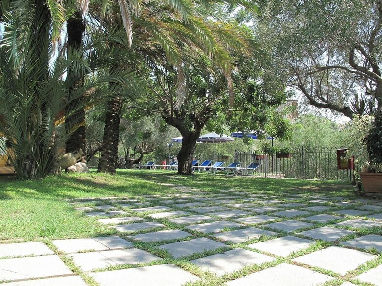 Villaggio Garden Park
