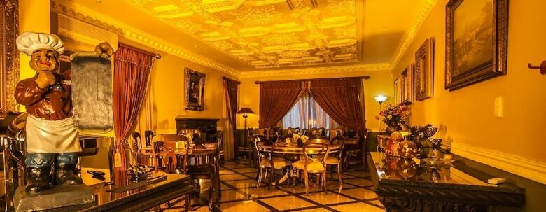 Hotel Caesars Guesthouse & Conference Centre