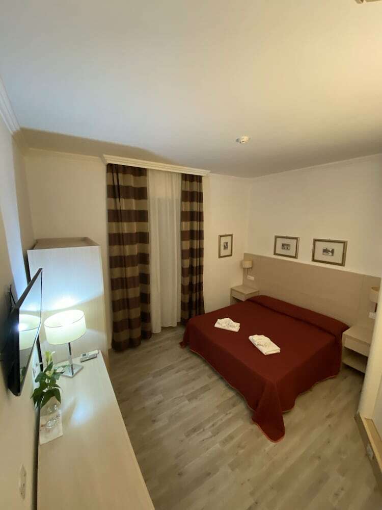 Hotel Booking House