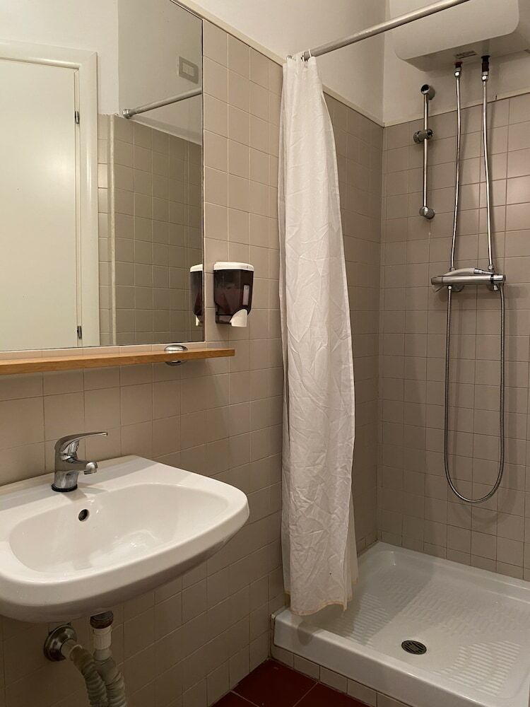 Hotel Booking House