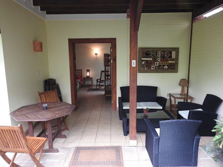 Hotel Playa Negra Guesthouse