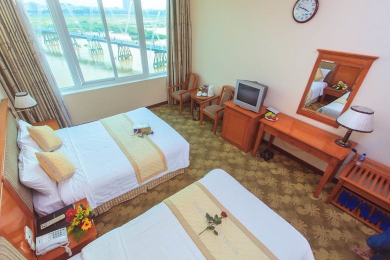 My Tra Riverside Hotel
