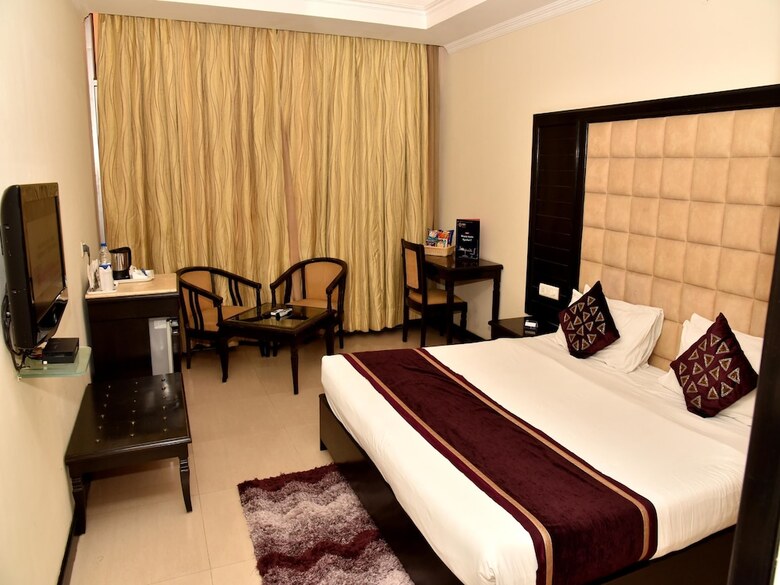 Oyo 2148 Hotel Metro 43