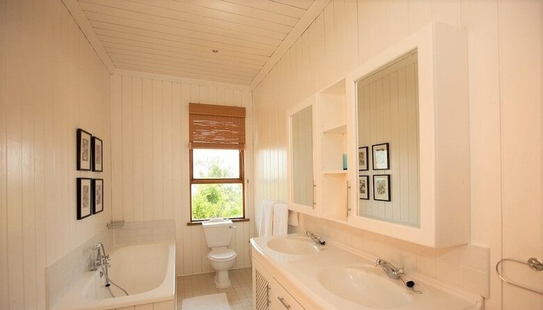 South Point Villas