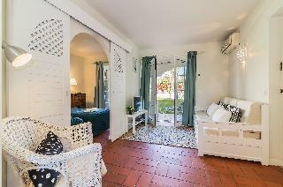 Apartamentos Old Village & Prestige