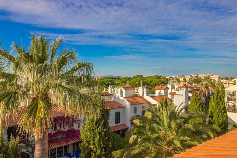 Apartamentos Old Village & Prestige