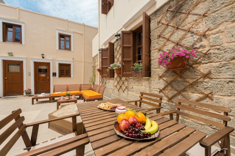 Apartamentos 3 Charites Old Town