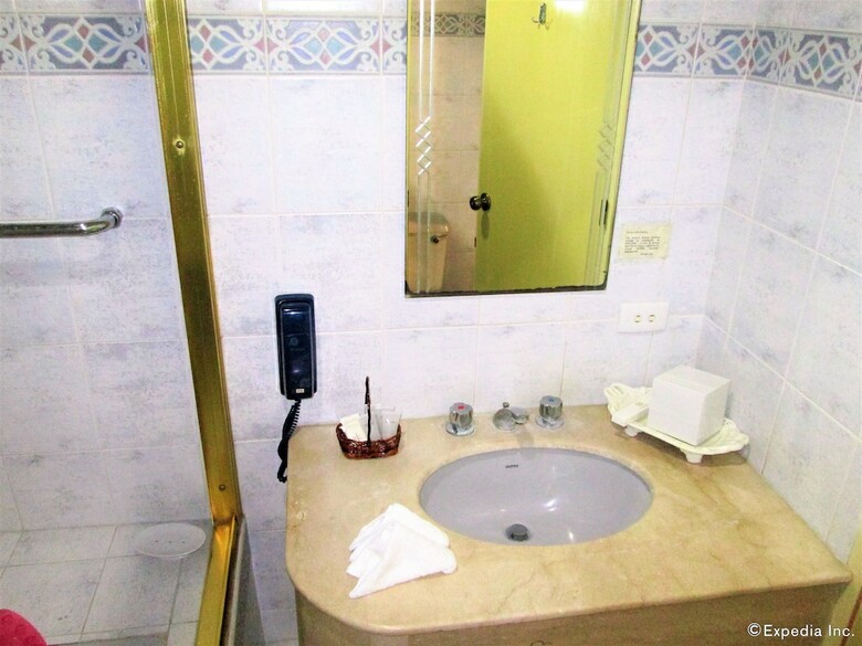 Maxandrea Hotel