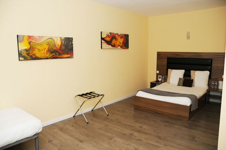 Hotel Akena De Morez