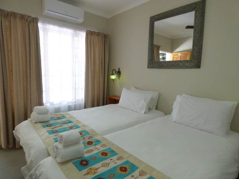 Hostal Tsumeb Backpackers & Safari