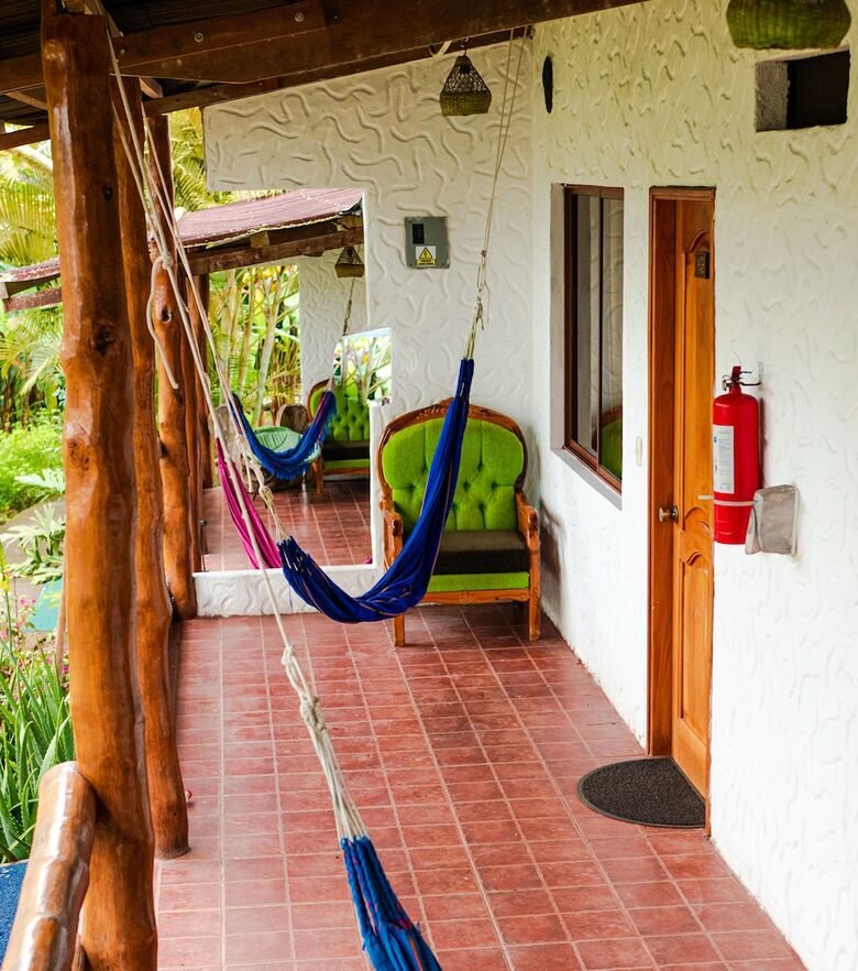 Twin Lodge Galapagos Hotel