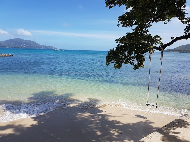 Hotel Cerf Island Resort