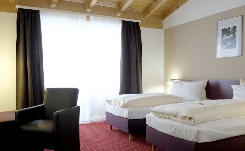 Hotel Konrad Poetzel Holzkirchen