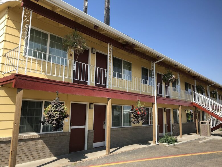 Motel Super 8 By Wyndham Ontario